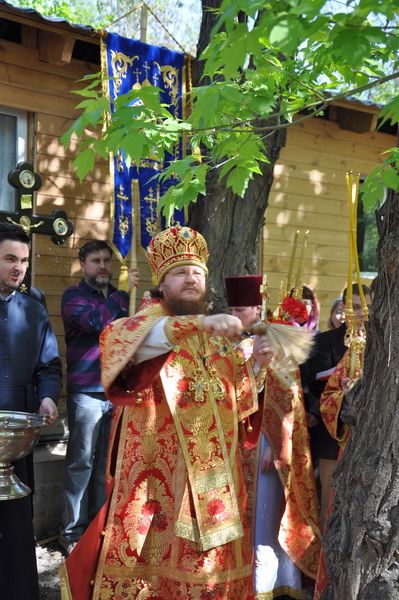 Епископ Боярский Феодосий совершил Божественную литургию в храме в Бабьем Яру