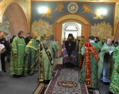 В памятный день освящения храма прп.Агапита Печерского в г.Киеве, епископ Боярский Феодосий совершил в нем Божественную литургию