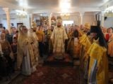 Епископ Боярский Феодосий возглавил богослужение престольного праздника в Петропавловском храме на Нивках